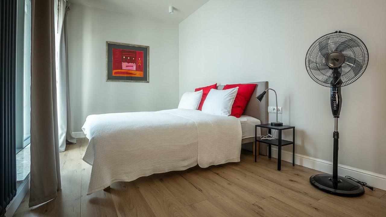 Viu Old Town Balcony Apartment กดัญสก์ ภายนอก รูปภาพ